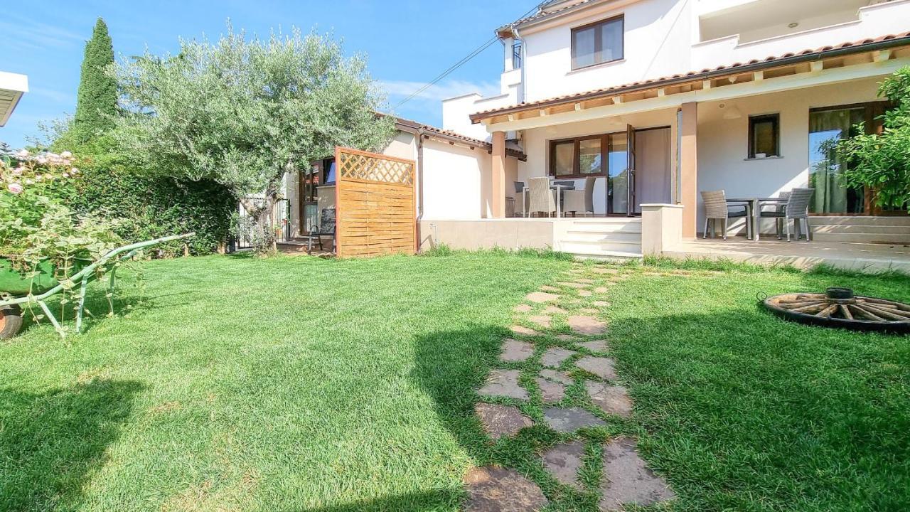 Appartamento Doris One Novigrad Istria Esterno foto