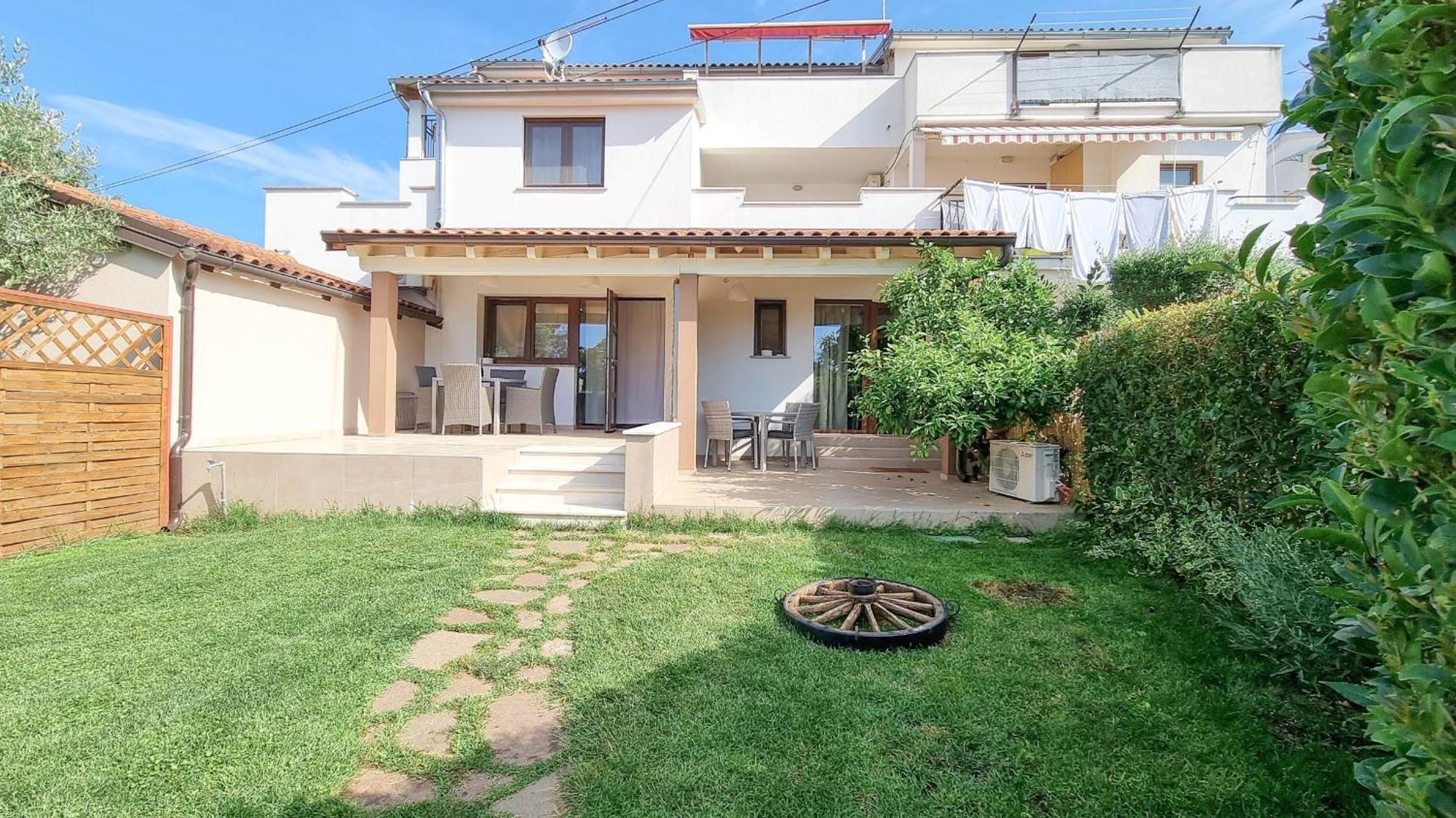 Appartamento Doris One Novigrad Istria Esterno foto